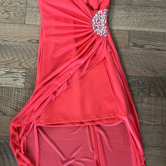 3/$15 Juniors Crystal doll dress size medium - Picture 3 of 5